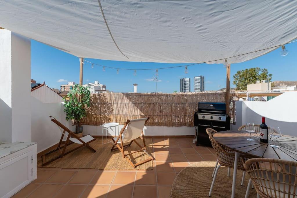 Urban Charm Rooftop Apartment With Vista Malaga Zewnętrze zdjęcie